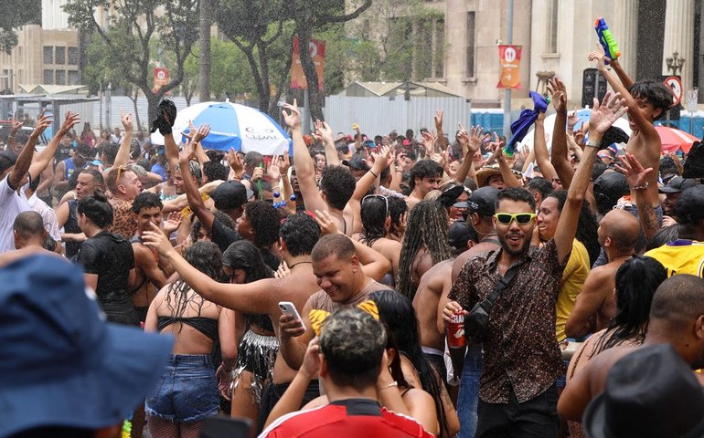 Carnaval 2025: confira a programação de blocos nesta terça no Rio