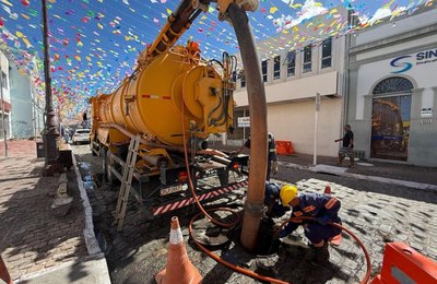 Infraestrutura reforça limpeza e desobstrução de galerias durante os festejos juninos no Jaraguá