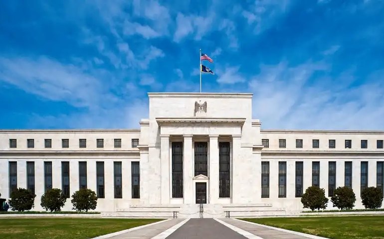 Em ata, dirigentes do Fed seguem extremamente atentos a riscos da inflação, que se manteve elevada