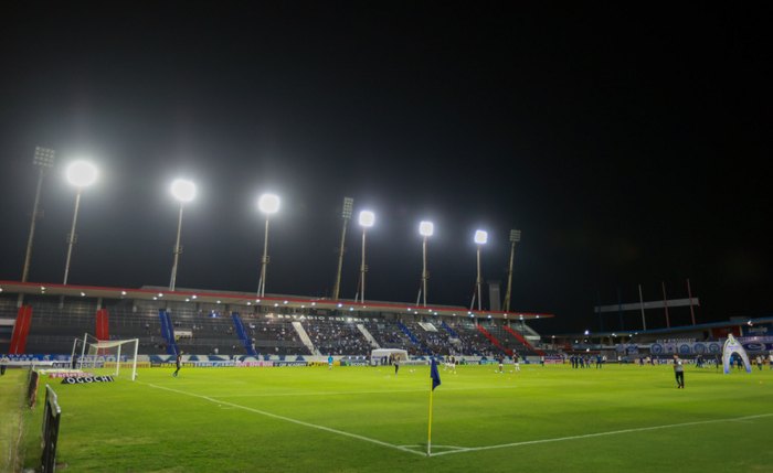 Estádio Rei Pelé, em Maceió