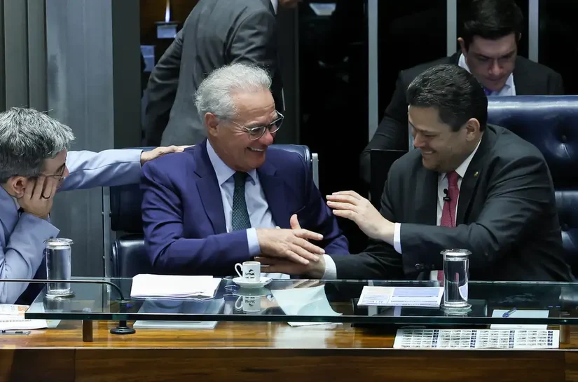 Por unanimidade, Senado aprova isentar IR para quem ganha até RS 5 mil