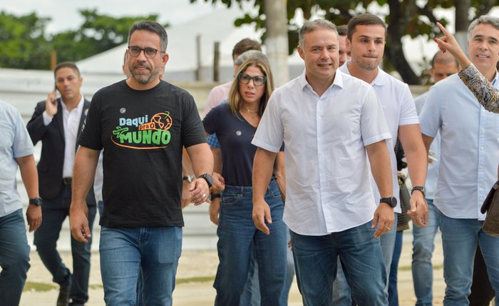 Paulo Dantas e Renan Filho durante evento com Lula em Maceió