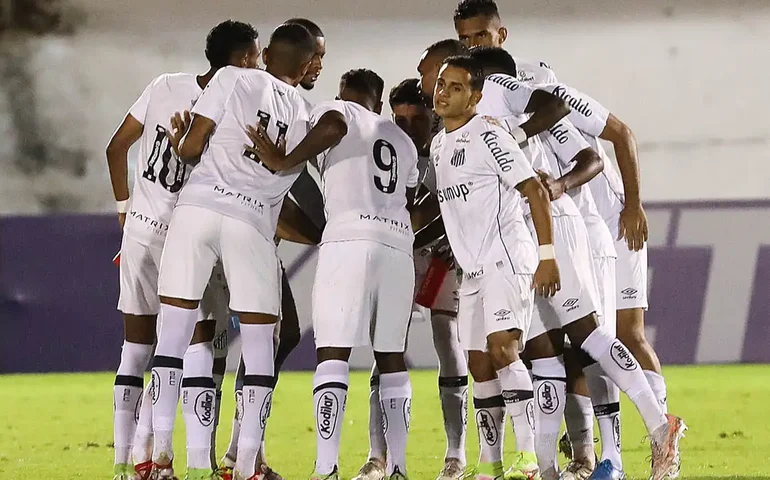 Santos inscreve dois jogadores da Copa São Paulo de Juniores no Campeonato Paulista