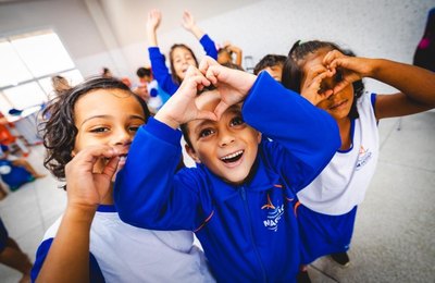 Comunidade de Garça Torta comemora abertura de novo Gigantinho Bilíngue e tem rotina transformada
