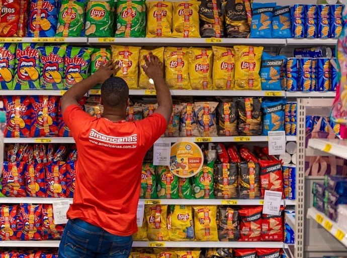 Americanas abre 265 vagas para temporada de verão em cidades litorâneas pelo Brasil