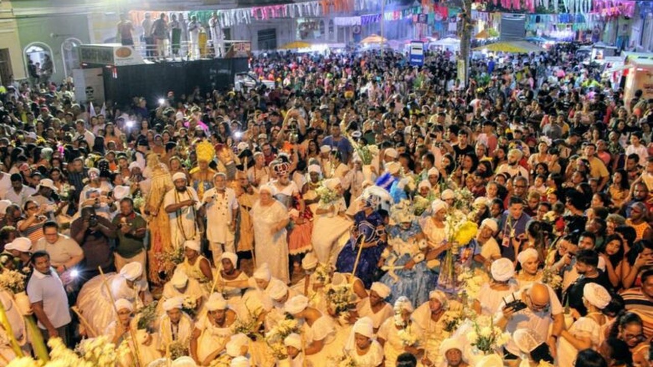 Prefeitura de Penedo divulga programação do Folia na Beira Rio – Carnaval 2023