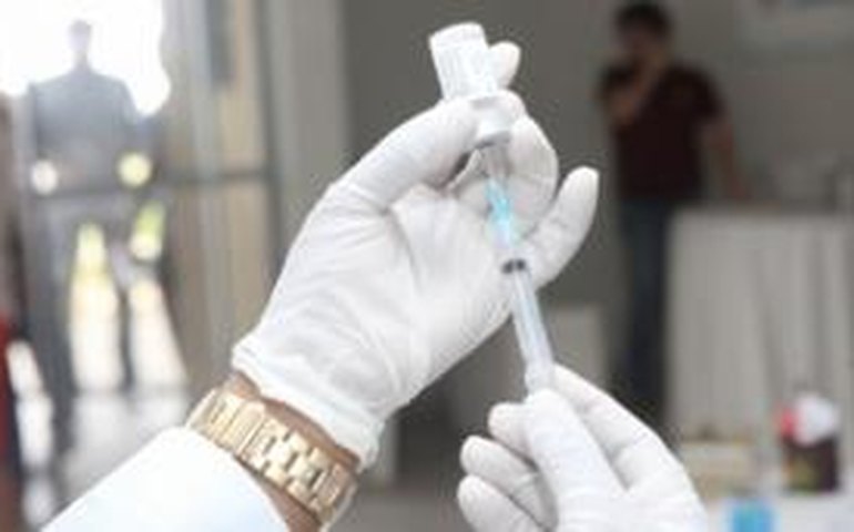 Estados Unidos testam vacina contra ebola em humanos