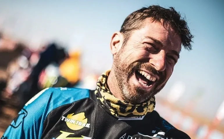 Carles Falcon: motociclista não resiste e morre após acidente no Rally Dakar