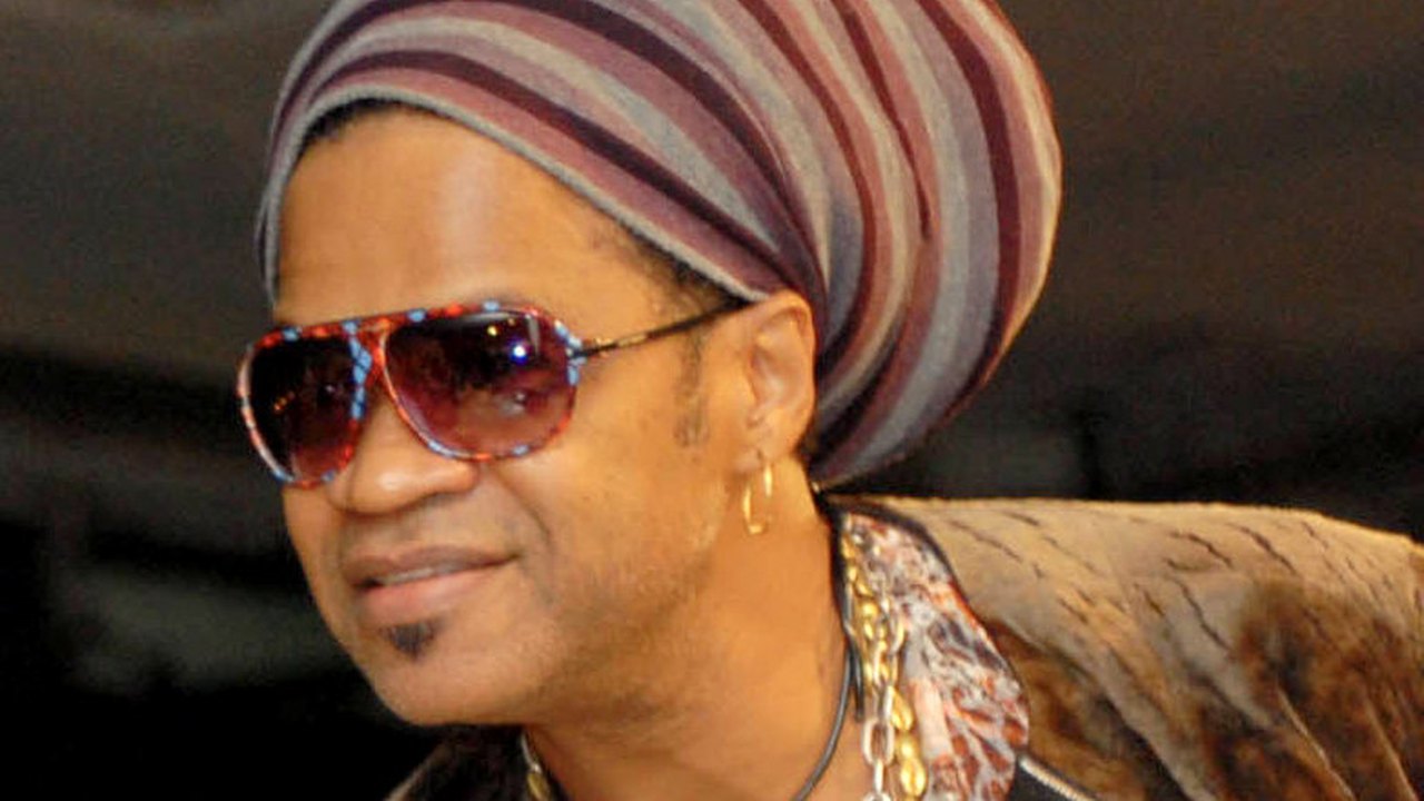 Carlinhos Brown vira personagem de ‘Mundo Bita’ com releitura de ‘Velha Infância’