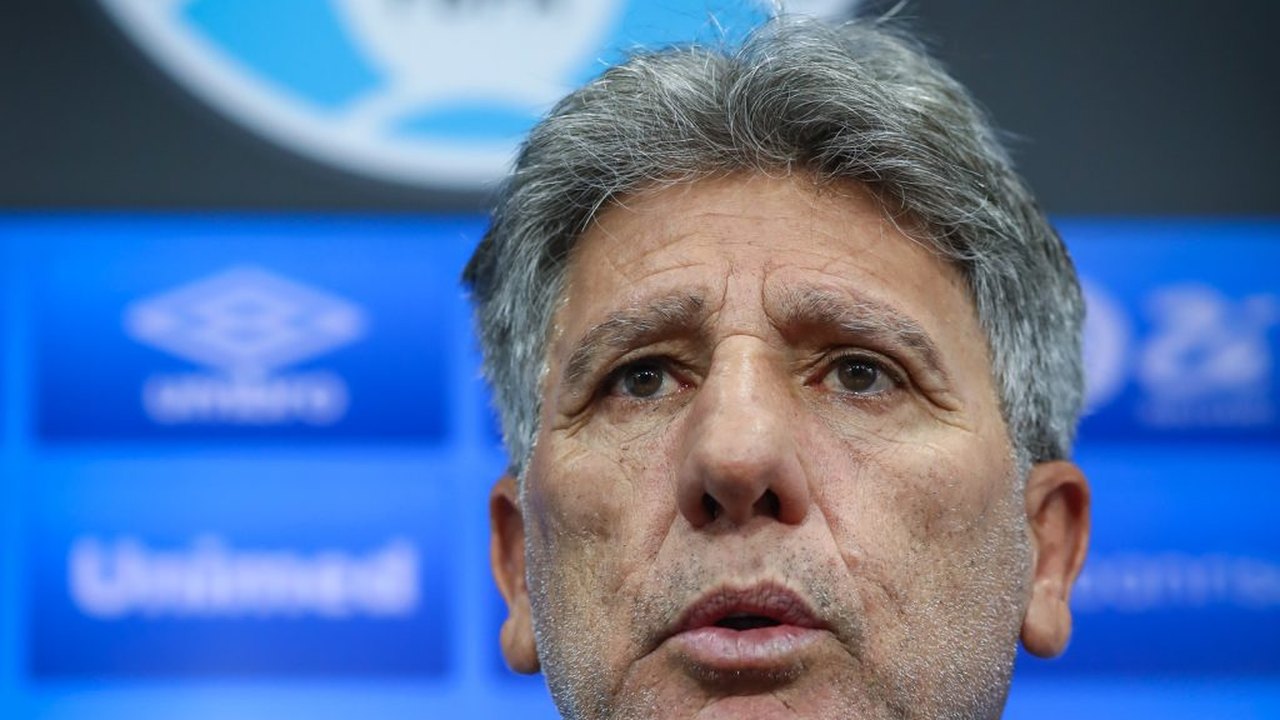 Renato Gaúcho coloca cargo à disposição e critica a diretoria do Grêmio