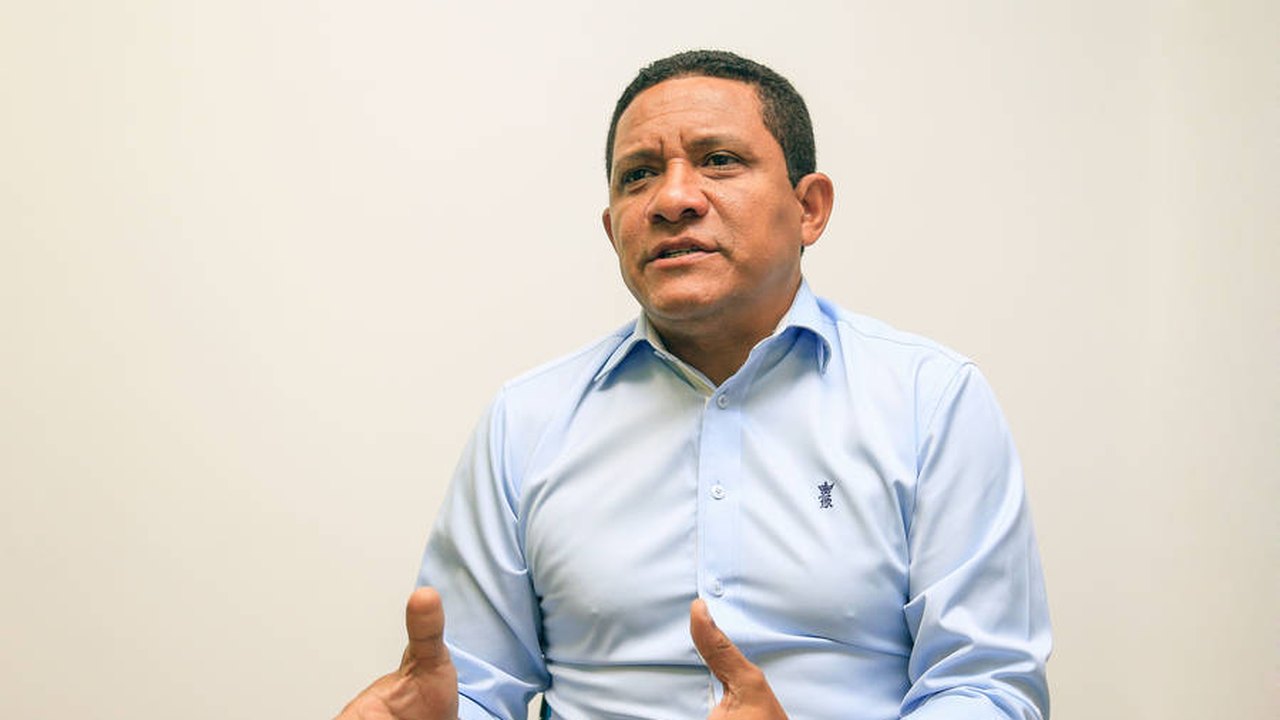 Prefeito paga jornaleco para atacar, mais uma vez, jornalistas profissionais