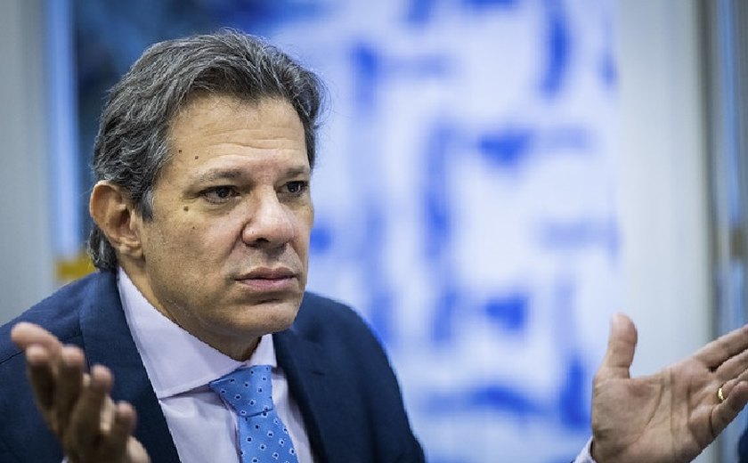 Haddad: Tarcísio rasgou a fantasia de uma pessoa de centro