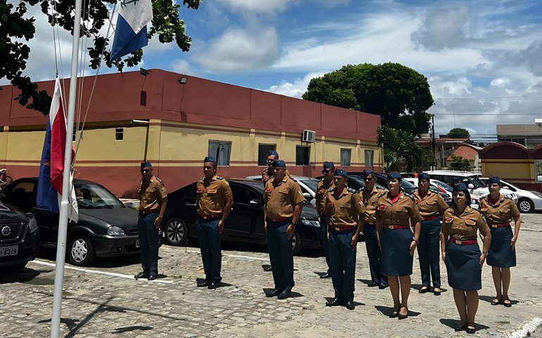 Curso de Habilitação de Oficiais do Corpo de Bombeiros chega à reta final