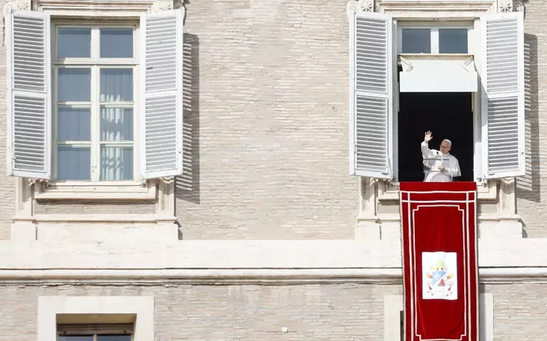 Papa Leão XIV pede fim da 'tragédia' no Sudão em Angelus