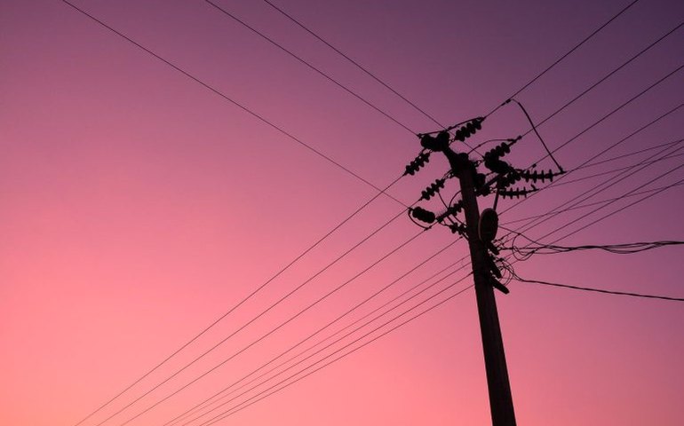 Países bálticos se desligam da rede elétrica da Rússia para integrar sistema elétrico europeu