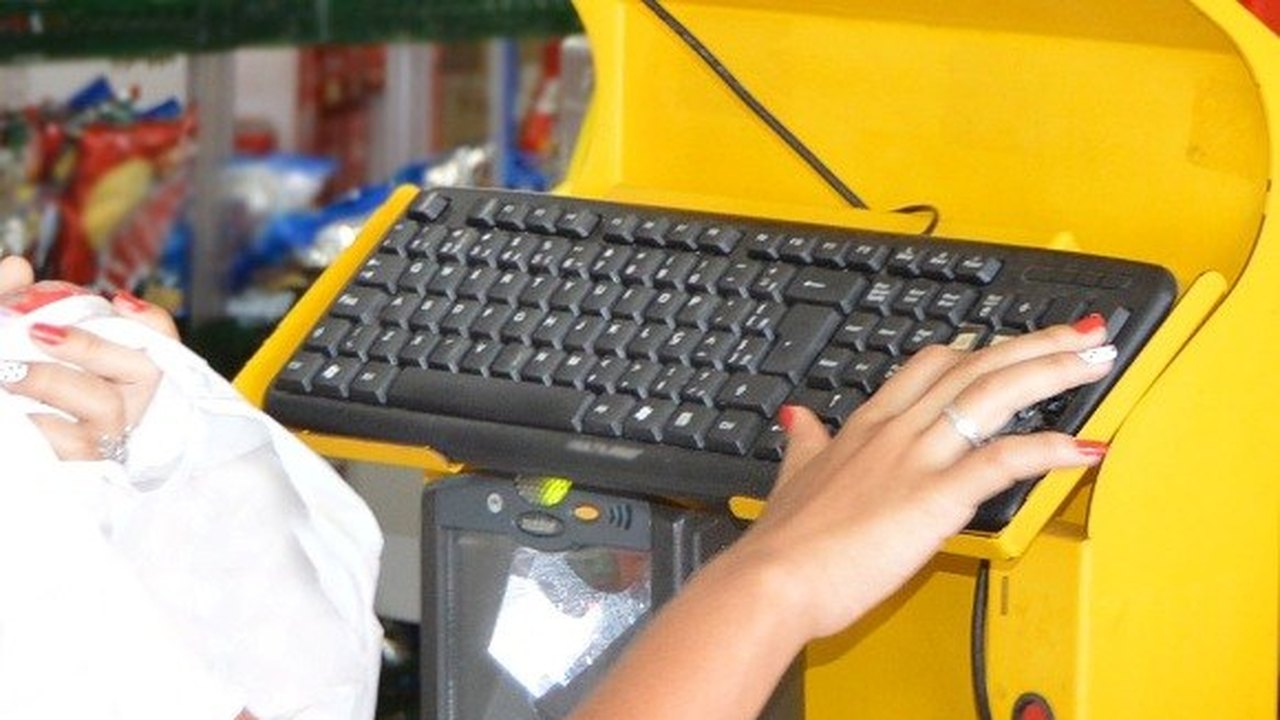 Secretaria de Saúde alerta sobre doenças relacionadas ao trabalho em simpósio