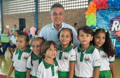 Com inauguração de escola e entrega de kits escolares, volta às aulas em Branquinha acontece na segunda, 23