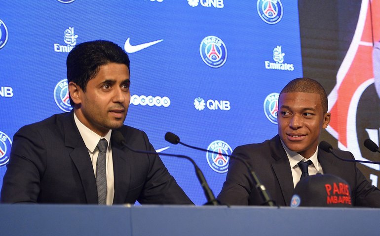Presidente do PSG revela que tem 'acordo de cavalheiros' com Mbappé, que está perto do fim de contrato