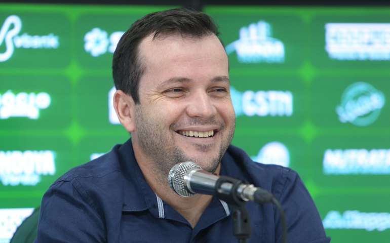 Daniel Paulista valoriza ataque do Guarani e vê espaço para melhorar na Série B