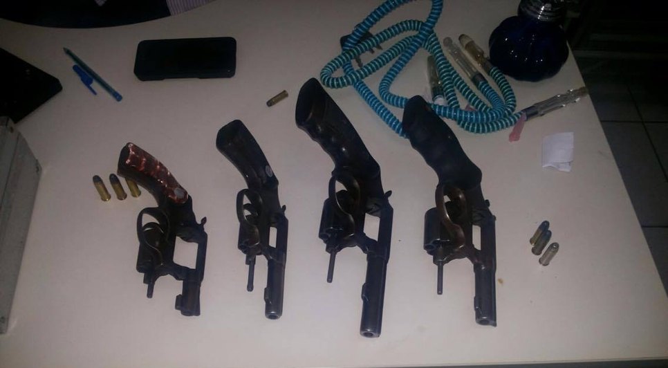 armas apreendidas poço verde  / Foto: PC