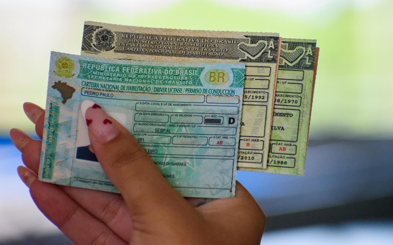 Detran orienta sobre reabertura de processos de CNH com prazo a expirar em 31 de dezembro