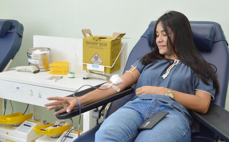 Hemoal Maceió sorteia brindes da Campanha Mulher que Gera e Salva Vidas