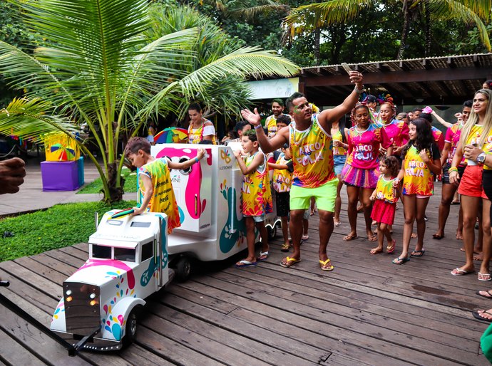 Carnaval 2026: Programações exclusivas dos hotéis em todo o Brasil vão de baile infantil a oficina de máscaras e SPA