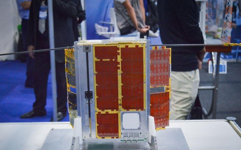 Tamanho não é documento nem no espaço: como os pequenos satélites podem ajudar humanos