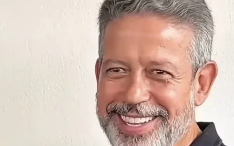 Arthur Lira amplia prestígio em 2025 e entrega obras, saúde e investimentos históricos para Alagoas