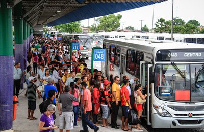 Audiência em praça no Benedito Bentes discutirá transporte público no bairro