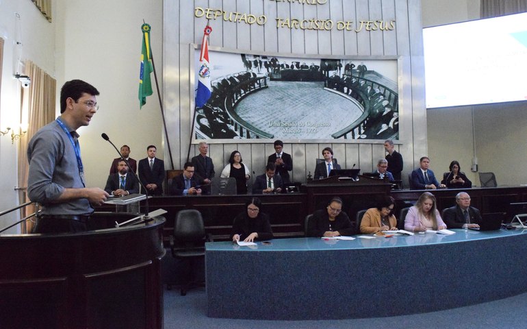 Assembleia discute diretrizes orçamentárias para Alagoas