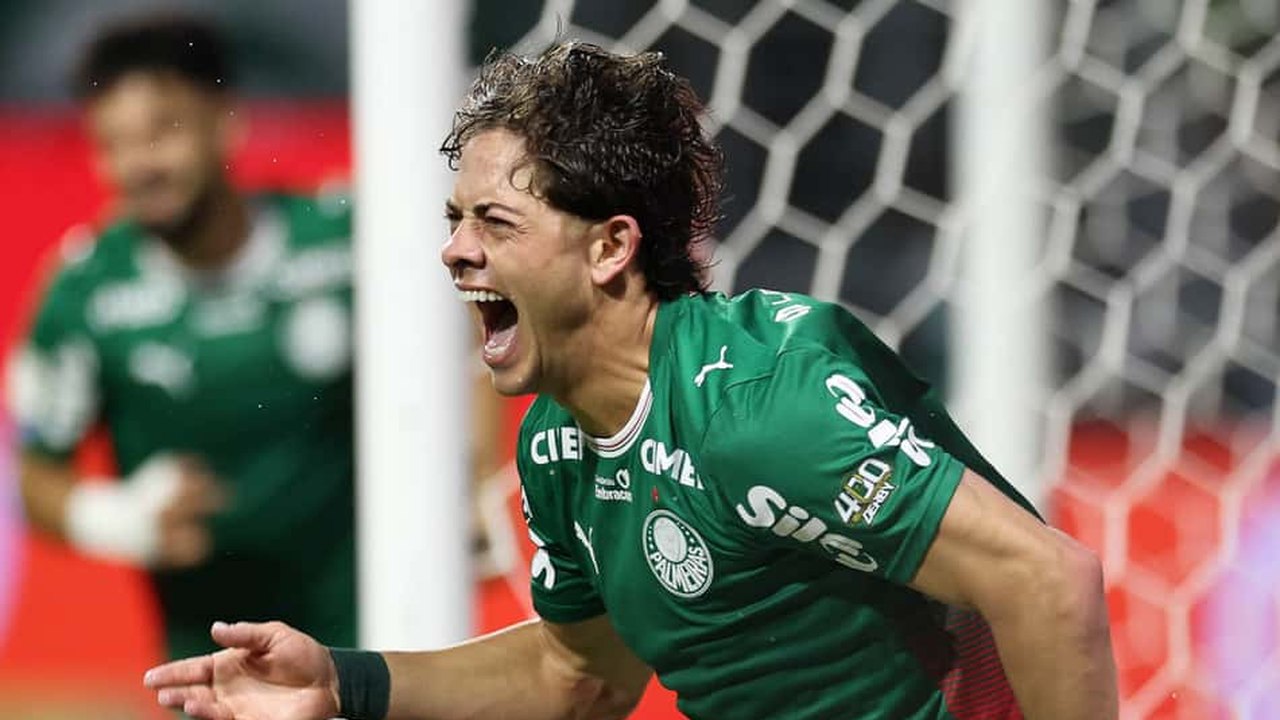Giay fala sobre momento atual no clube: ‘Feliz’