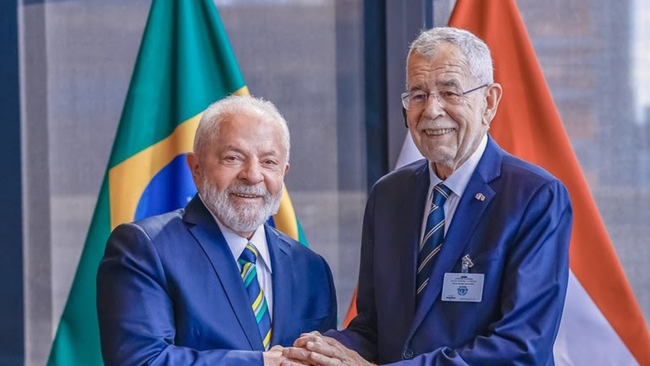 Lula trata de oportunidades em torno da transição energética com presidente da Áustria