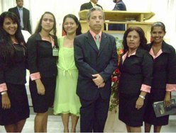 Pastor Paulo César se despede da igreja do Vergel: muita emoção