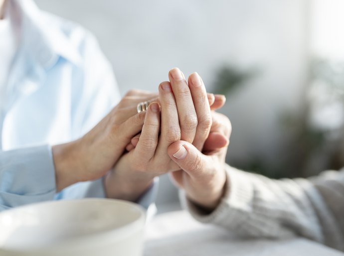 Casos de Parkinson devem dobrar até 2050: conheça os sinais de alerta e o que a ciência diz sobre retardar a doença