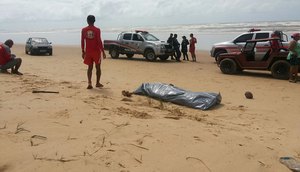 Corpo encontrado pescador Praia da COsta