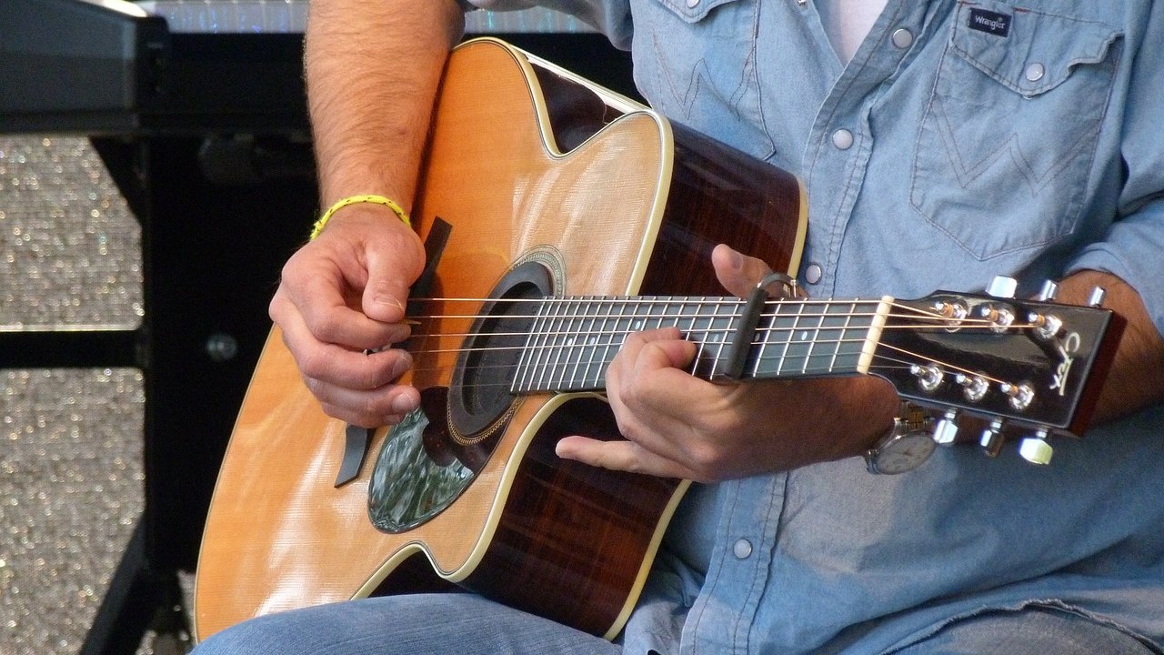 Quarentena: aprender música pela internet vem ajudando a espantar o tédio
