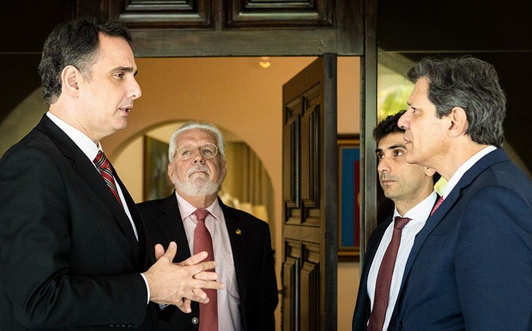 À espera do arcabouço fiscal, LDO pode tramitar em paralelo ao Orçamento