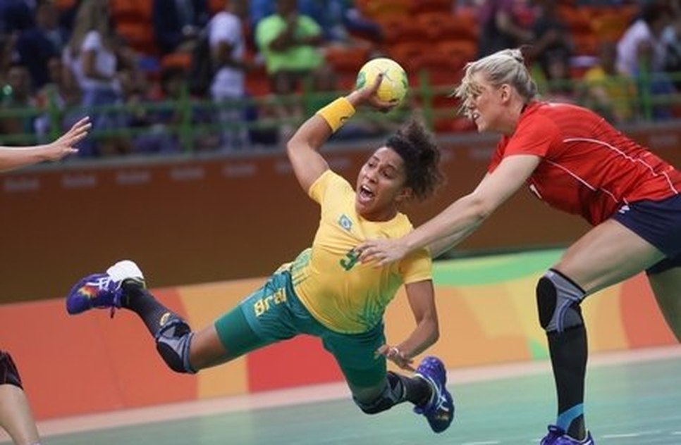 Handebol feminino estreou com o pé direito neste Jogos Olímpicos