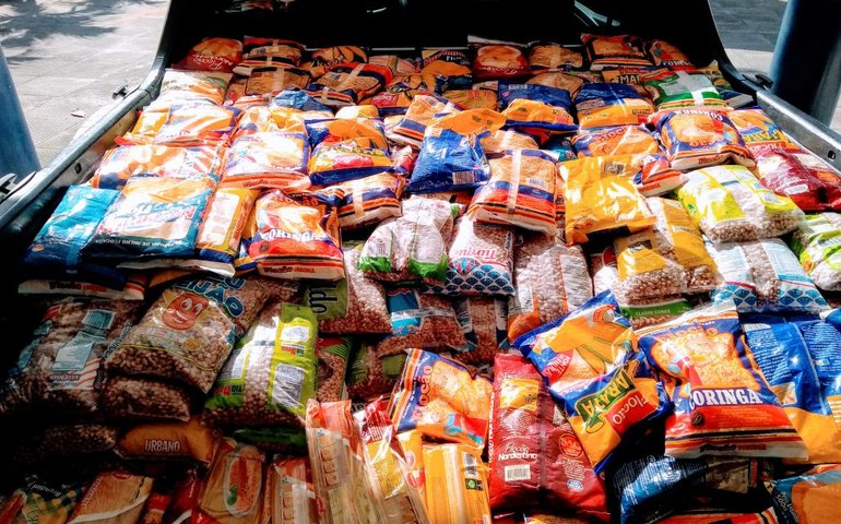 Vacina Solidária: Instituto Amigos da Sopa recebe 575 quilos em doações