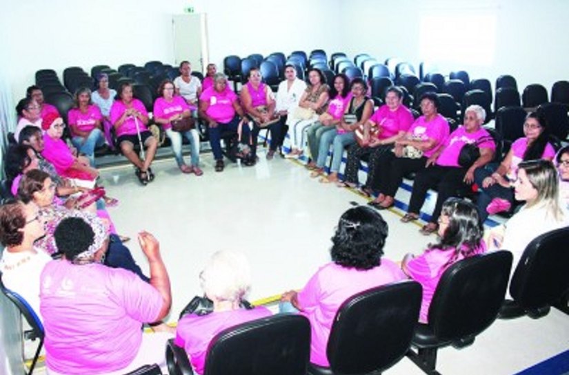 Outubro Rosa: mulheres relatam como a interação ajuda o câncer de mama
