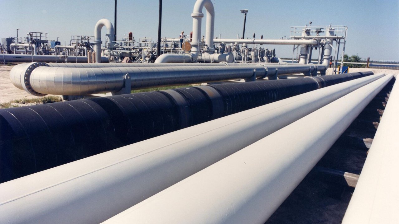 Cientistas chineses desenvolvem método de refino de petróleo para reduzir consumo de energia em 90%