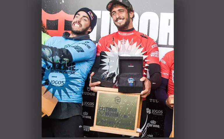 Scooby e Chumbinho vencem competição de ondas gigantes em Nazaré