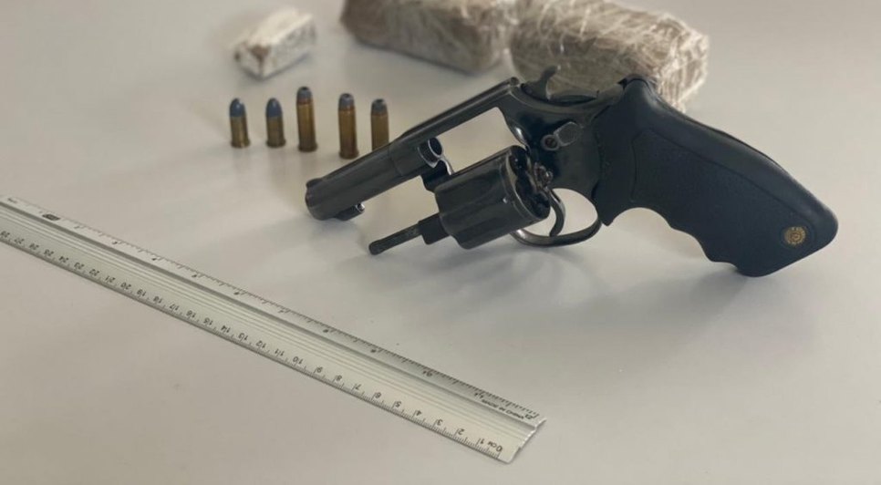 Suspeito de traficar arma e drogas morre após abordagem policial em Boquim / Foto: Foto: Polícia Civil/SE