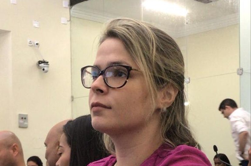 Gaby Ronalsa alerta para a importância de discutir a prevenção ao suicídio