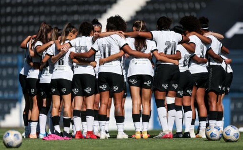 Corinthians bate Palmeiras e fica mais perto do tri no Brasileiro Feminino