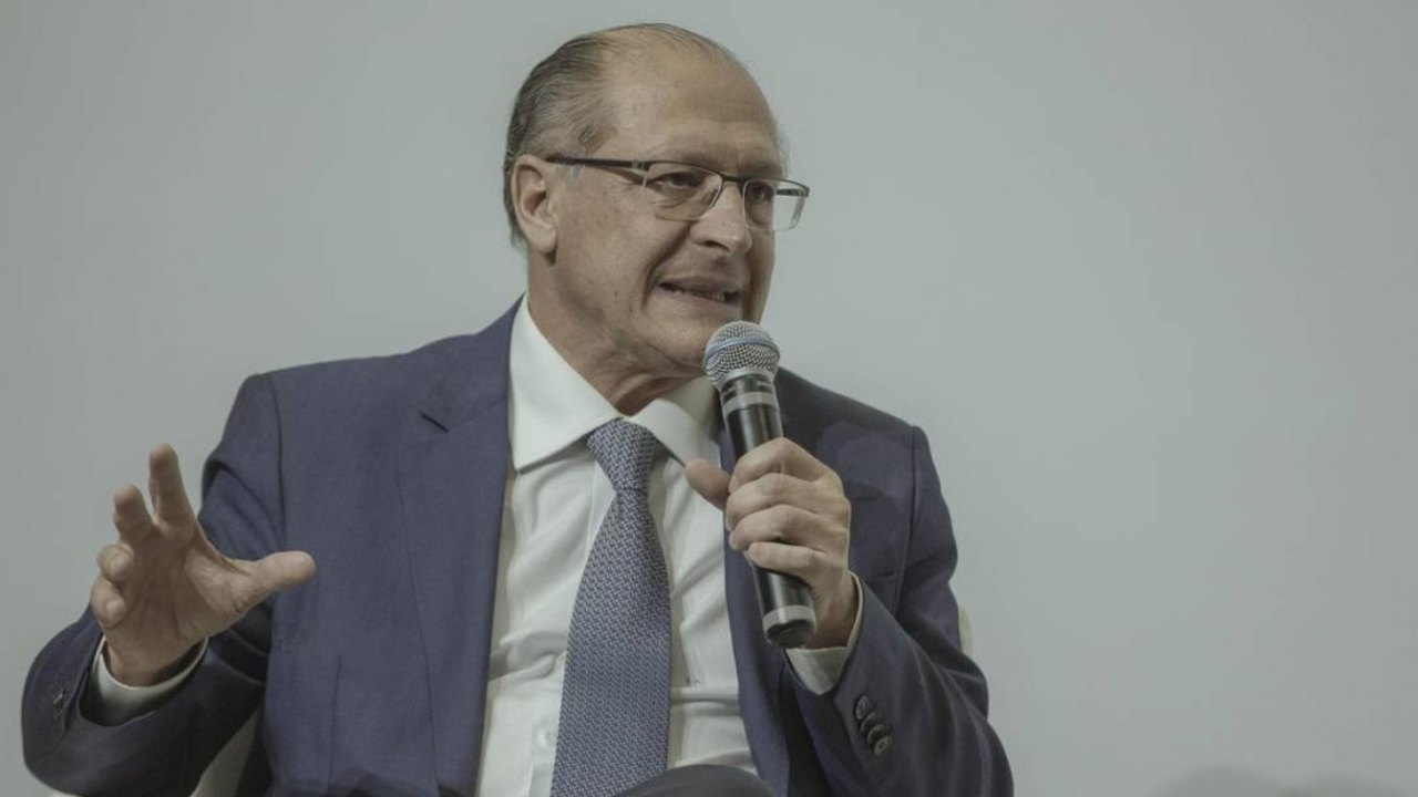 Alckmin: Pediremos ao governo dados completos sobre desmatamento em vários biomas