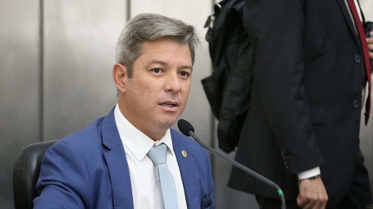 Cabo Bebeto parabeniza senadores alagoanos por votarem pela redução do ICMS dos combustíveis