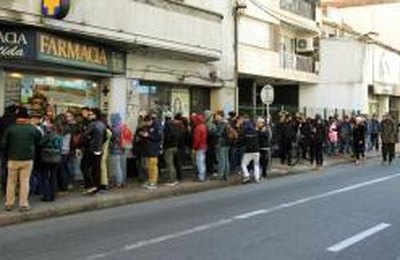 Usuários esgotam maconha de farmácias de Montevidéu em primeiro dia de vendas