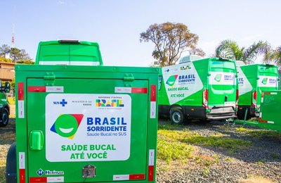 Alagoas recebe 14 unidades odontológicas móveis para levar atendimento à população